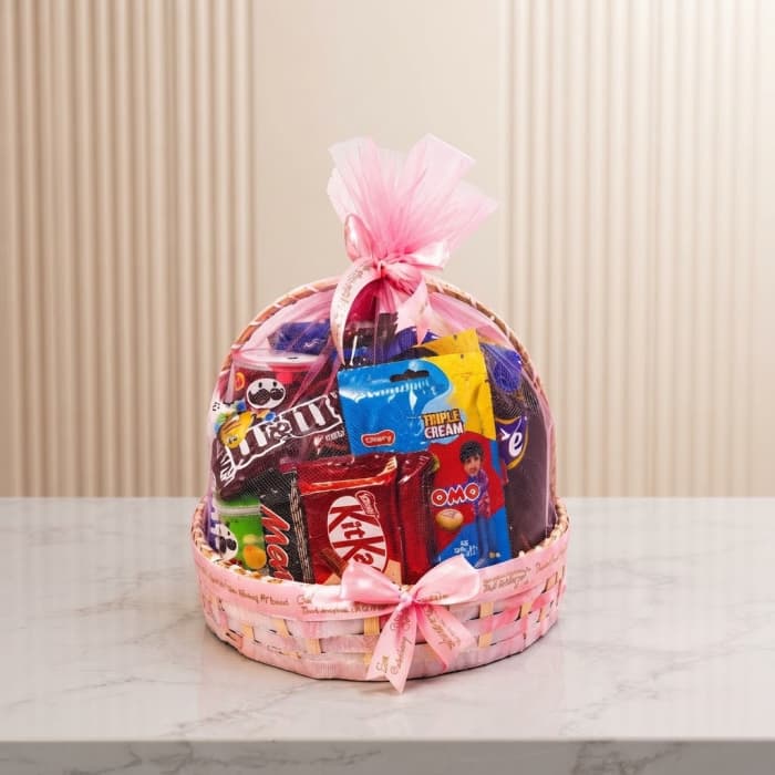 Luxury Chocolate Gift Basket | Sweet Treats Hamper