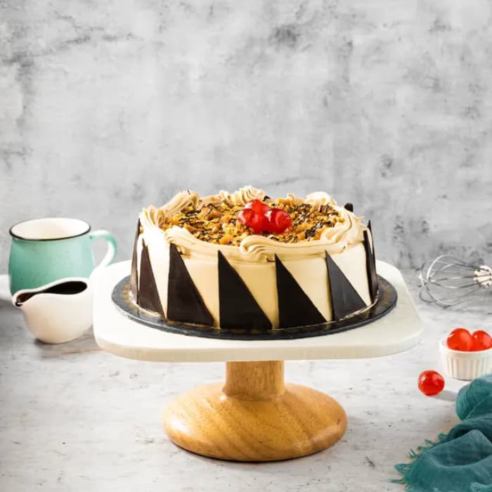 Coffee Crunch Cake