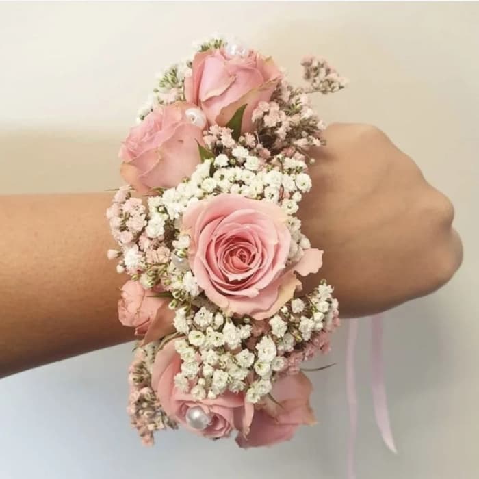 Pink Elegant Gajray | Fresh Bridal Gajra for Weddings & Events cover image 2