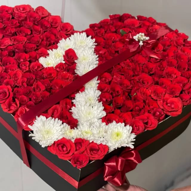 Eternal One Heart Rose Box with Custom Number Gift in Pakistan