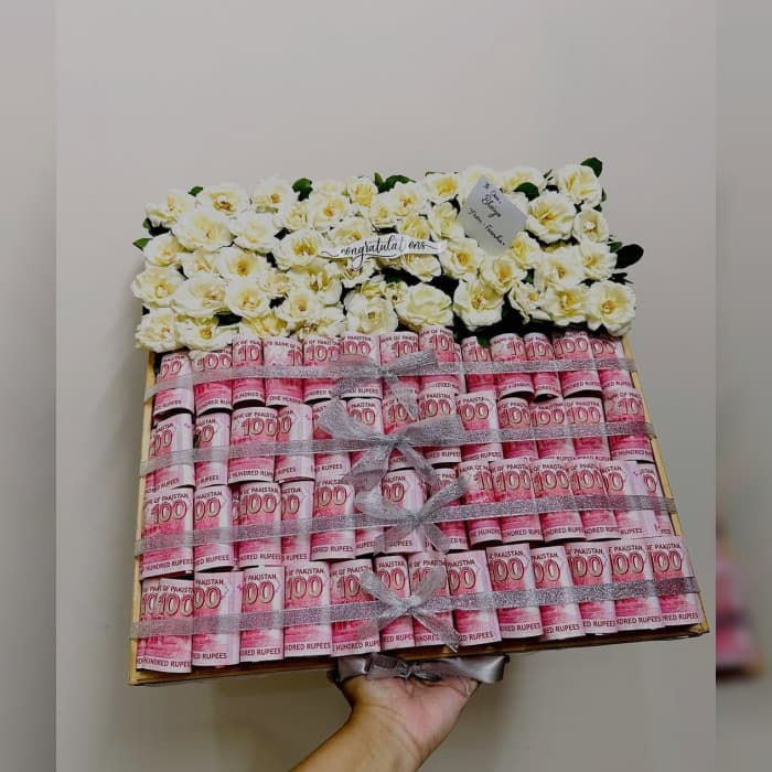 Elegant Gift Box of Fresh Blooms & Cash
