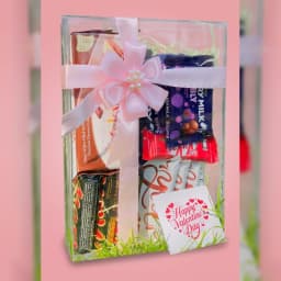 Stylish Acrylic Snacks Gift Box Chocolate Gift Hamper Pakistan thumbnail 2