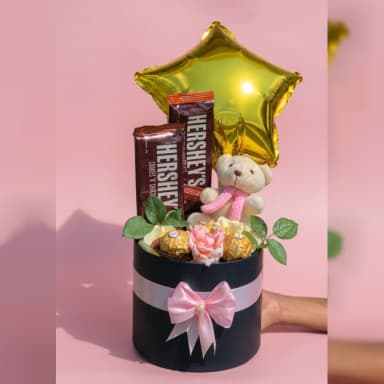 Golden Star Hershey’s Gift Box Luxury Chocolate Gift Box