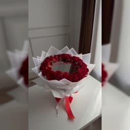 Luxury Red Rose Mirror Bouquet for Birthday Gift thumbnail 2