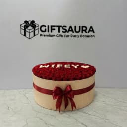 Wifey’s Lucky Day Rose Box Luxury Gift Pakistan thumbnail 3