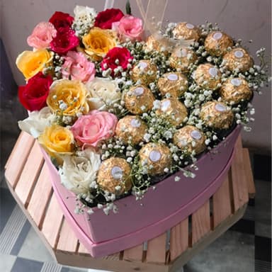 Ever After Bloom Box Anniversary Flower Gift Delivery Pakistan