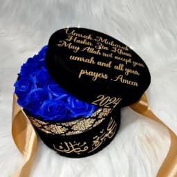 Personalised Umrah Gift Box Luxury Velvet Box with Roses & Chocolates thumbnail 10