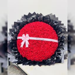 Luxury Red Rose Bouquet | Premium Romantic Flower Gift thumbnail 1