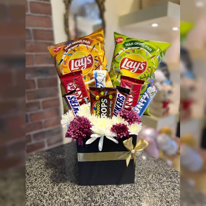 Premium Luxury Snack Gift Box for Special Occasions