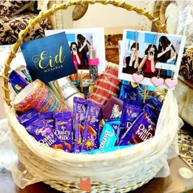 Eid Gift Basket for Her Festive Hamper with Chocolates & Jewelry Accents