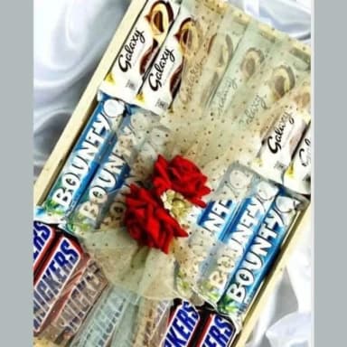 Chocolate Gift Hamper Gourmet Assorted Chocolate Basket in Pakistan