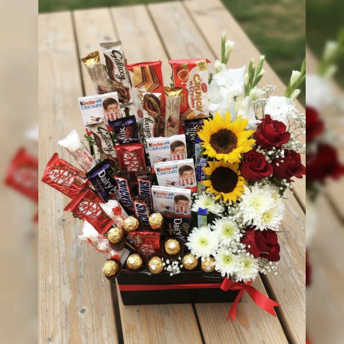 Chocolate & Flowers Gift Box