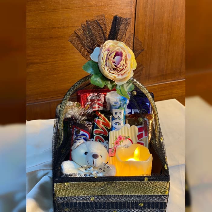 Chocolate Basket Premium Assorted Chocolate Gift Set