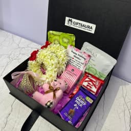 Sweet Beauty Gift Box for Her Pakistan thumbnail 2