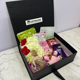 Sweet Beauty Gift Box for Her Pakistan thumbnail 3
