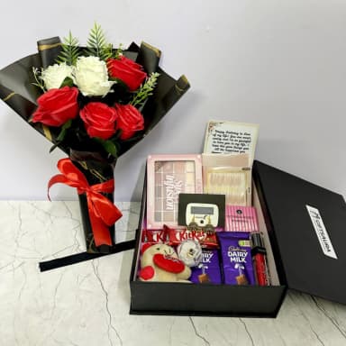 Love-Struck Gift Box for Wife