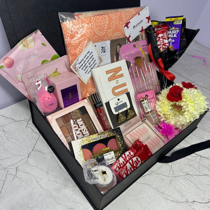 Birthday Gift Hamper for Women | Special Gift Hamper for Her cover image 1