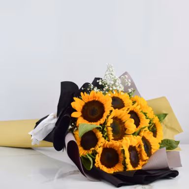 Sunflowers & Gypsophila Bouquet Sunflowers & Gypsophila Bouquet